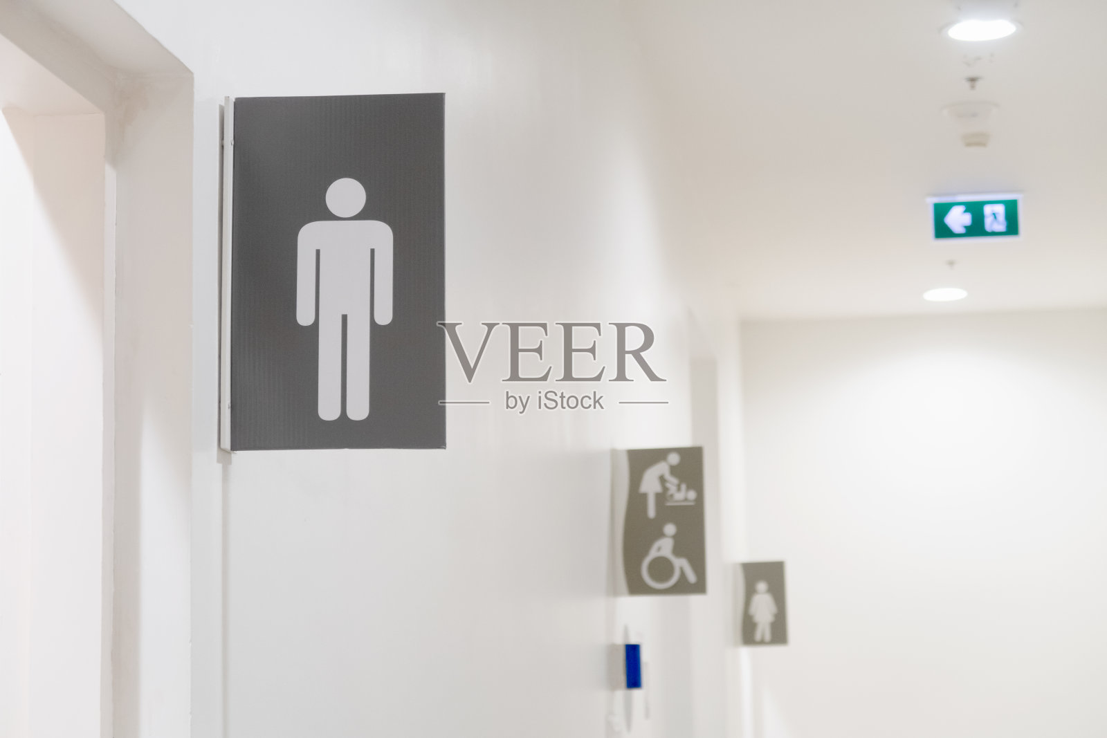 图标男性厕所的标志或横幅照片摄影图片