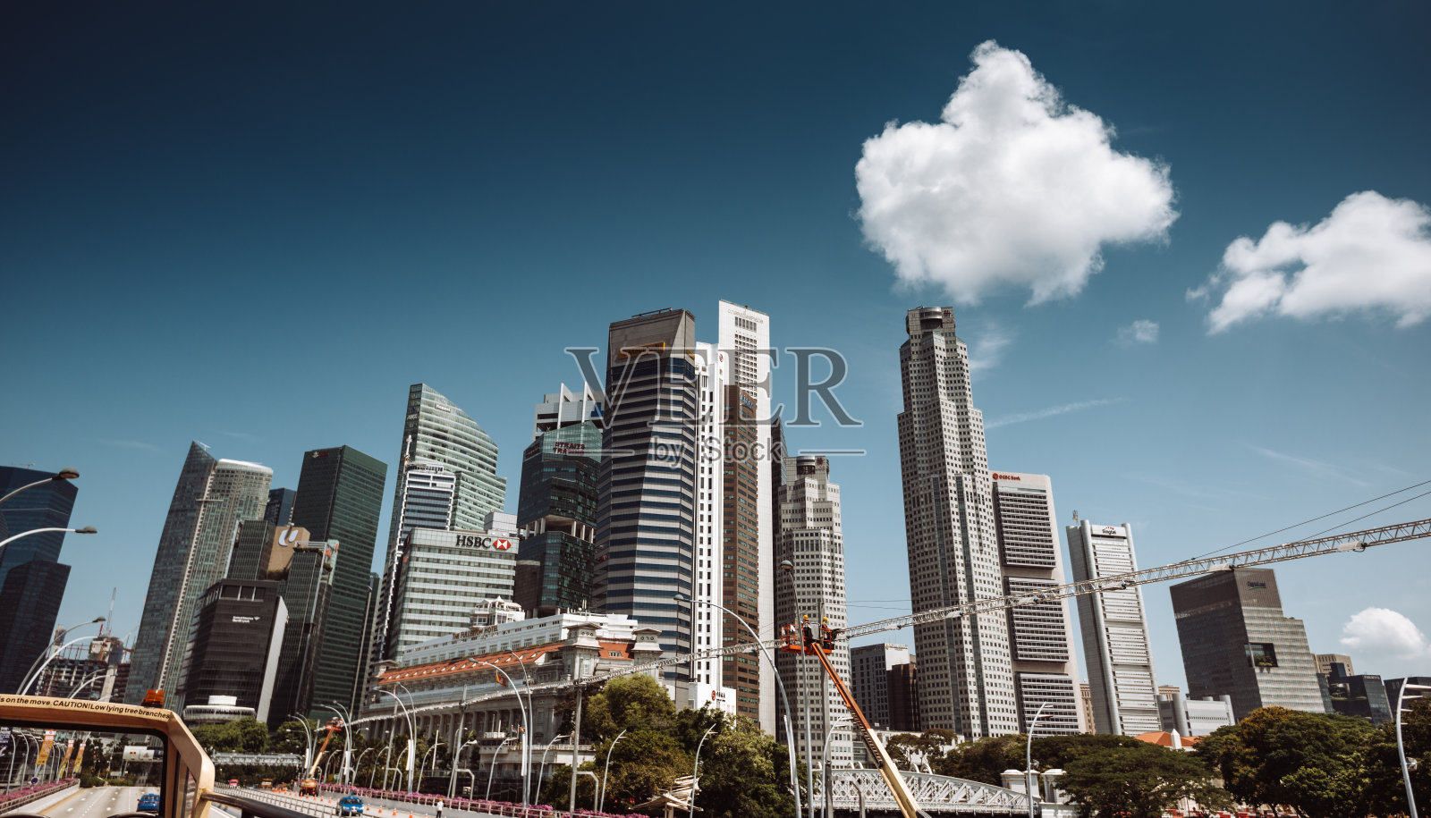 黄昏时分的新加坡天际线照片摄影图片