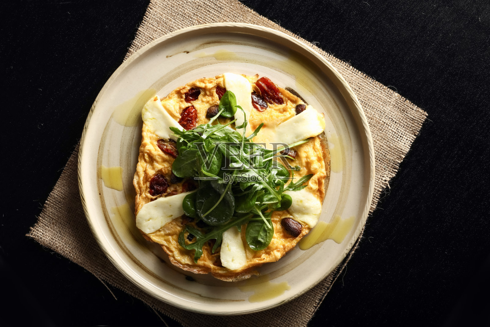 素食披萨。照片摄影图片