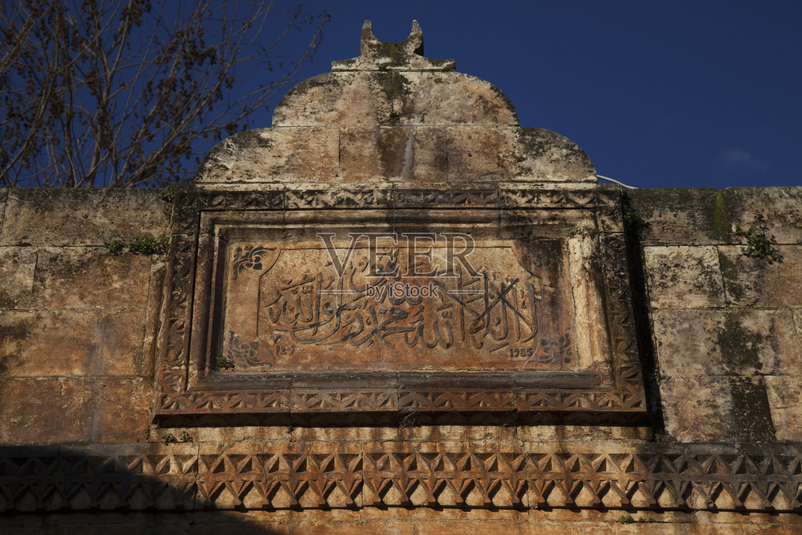 鱼湖(巴里克利进球)亚伯拉罕的游泳池- Sanliurfa，火鸡照片摄影图片