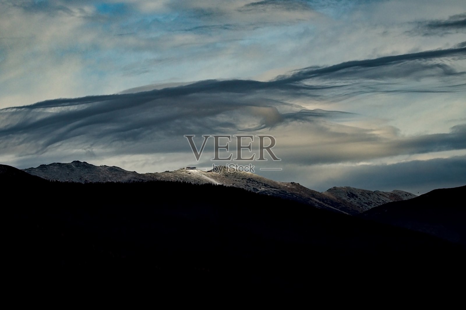 Chopok上空照片摄影图片