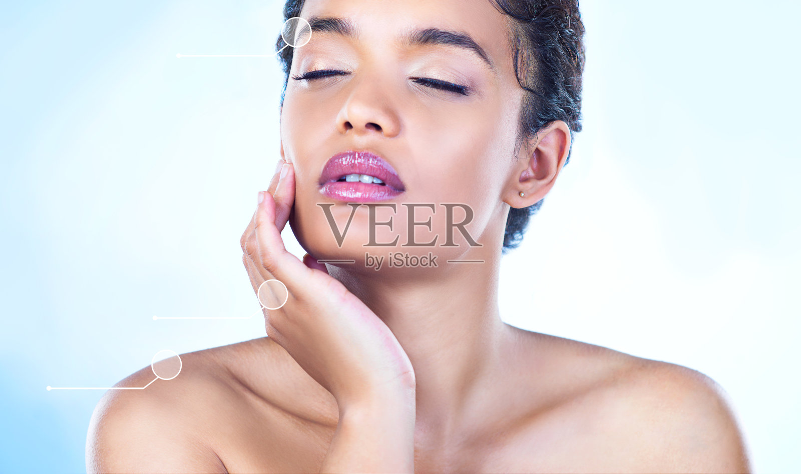 她是清新美丽照片摄影图片