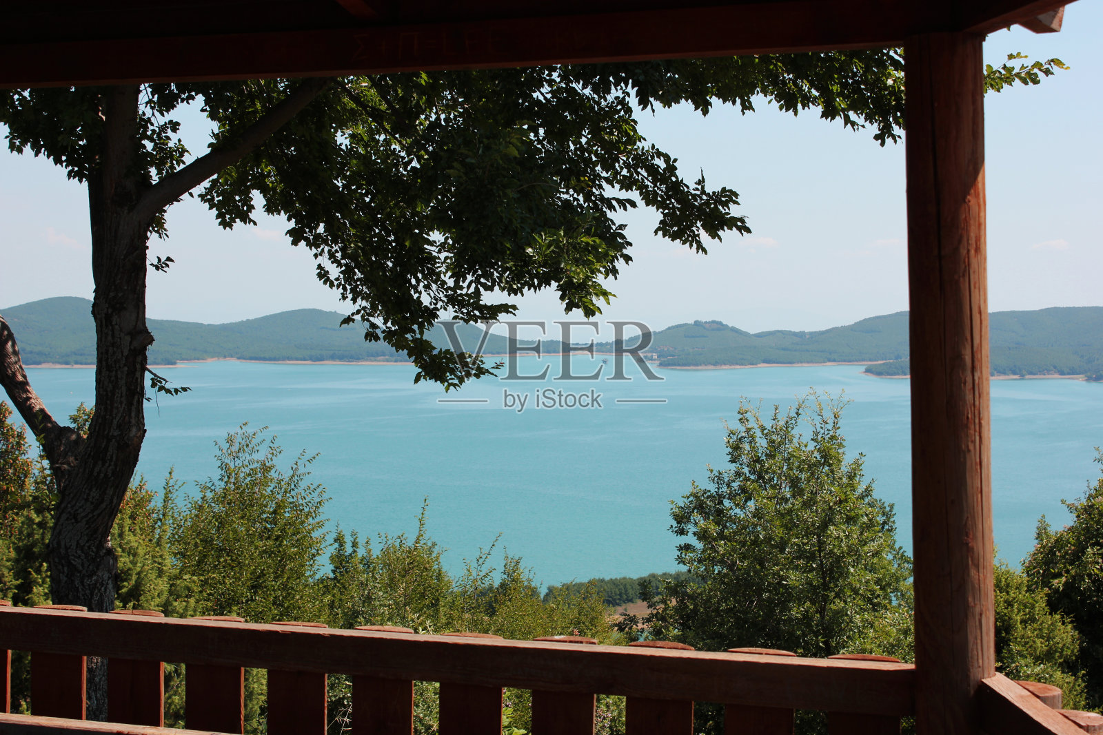 欧洲希腊中部卡迪萨人工湖Plastira照片摄影图片