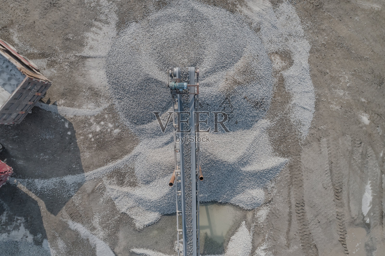 建筑材料厂碎石采石场机器鸟瞰图照片摄影图片