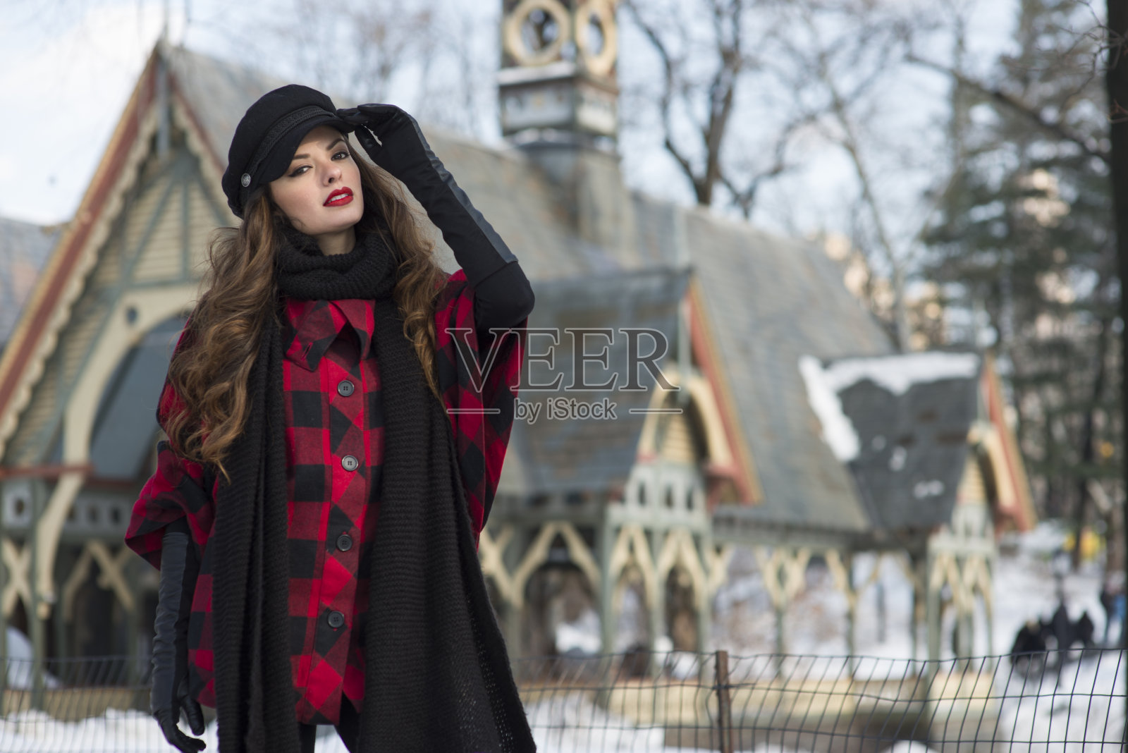 纽约中央公园的年轻美女照片摄影图片