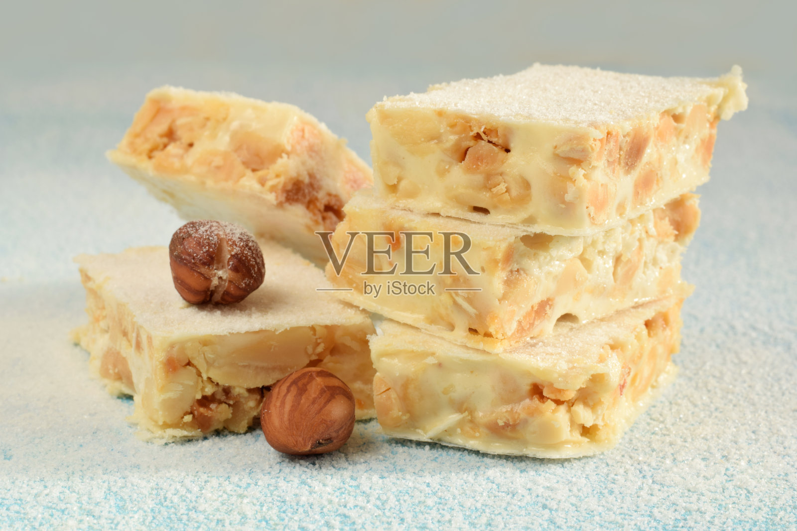 果仁牛轧糖关门了照片摄影图片