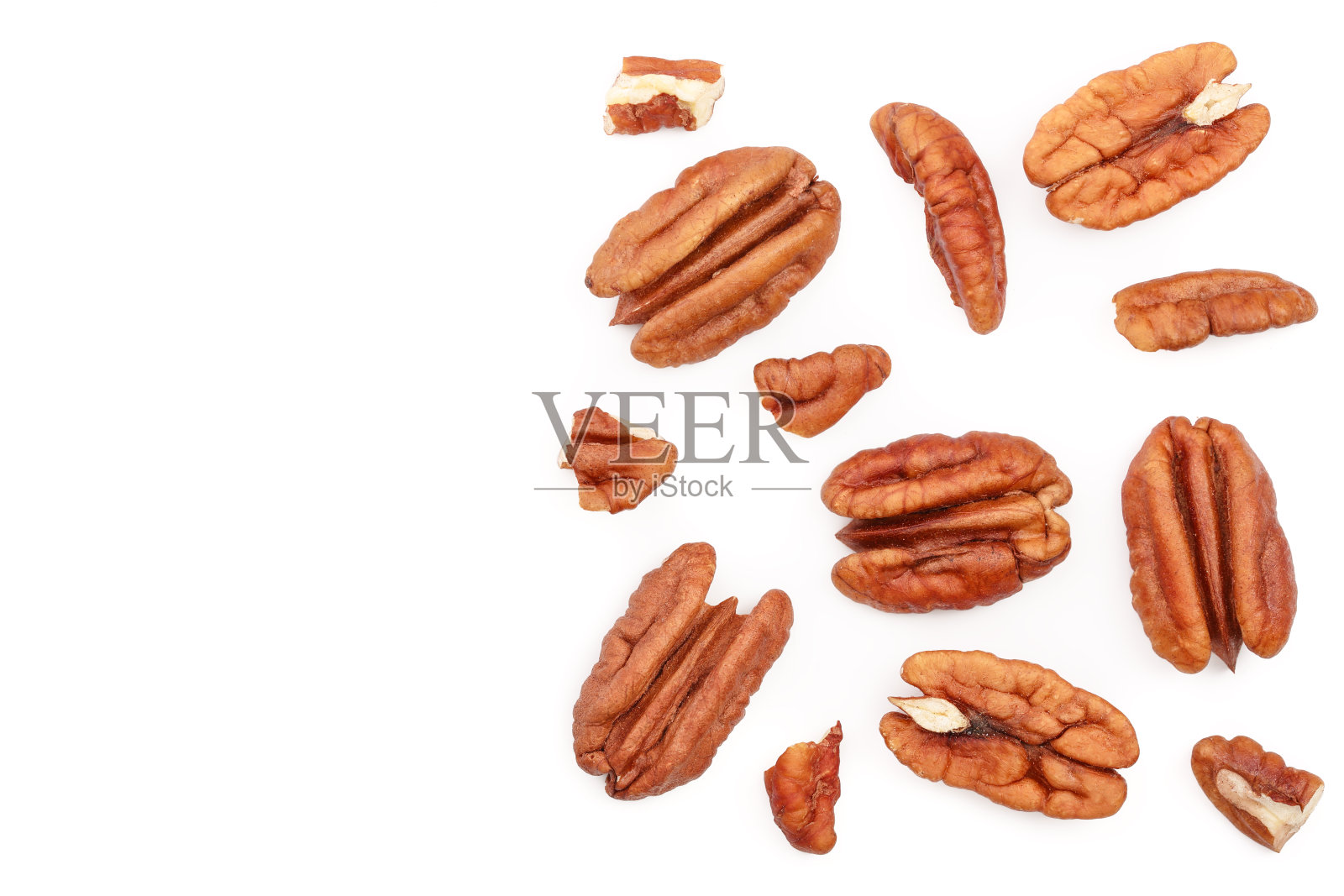 山核桃孤立在白色背景与复制空间为您的文本。前视图。平躺照片摄影图片