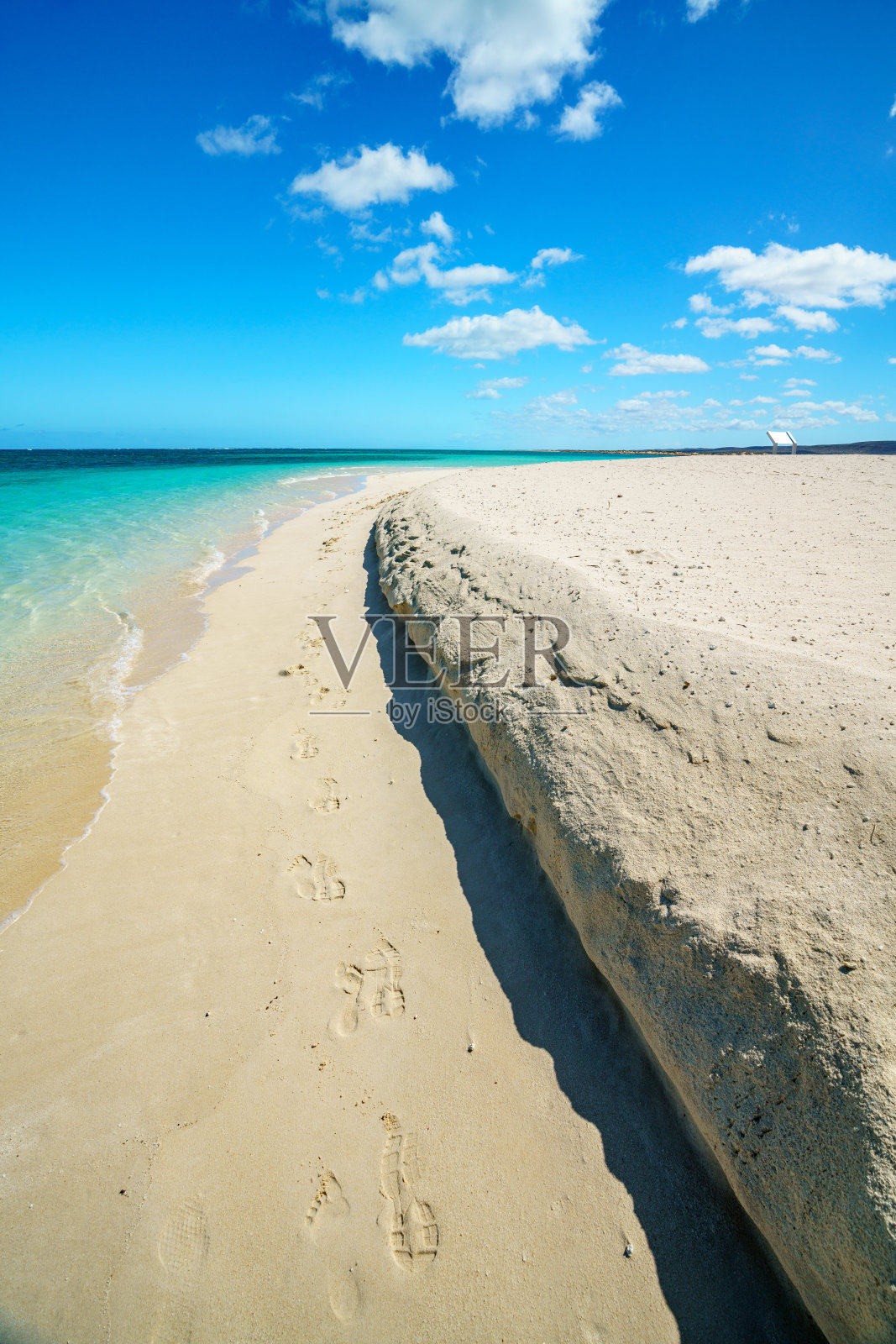 白色的沙滩上的绿松石湾，海角山脉，西澳大利亚照片摄影图片
