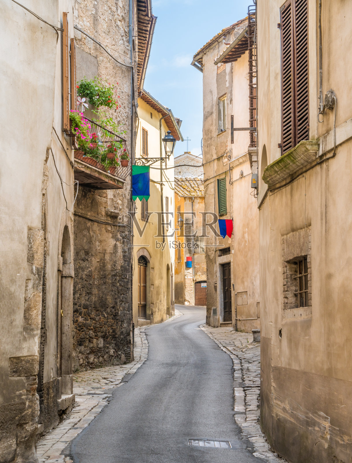 阿米莉亚，意大利翁布里亚特尔尼省的一个古老而美丽的小镇。照片摄影图片
