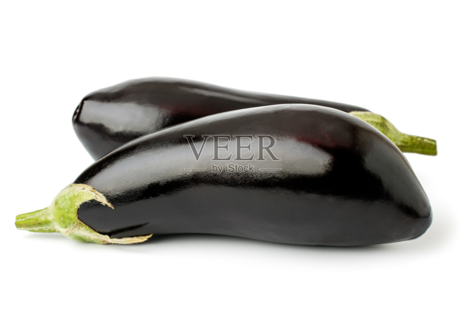 两个茄子孤立。照片摄影图片