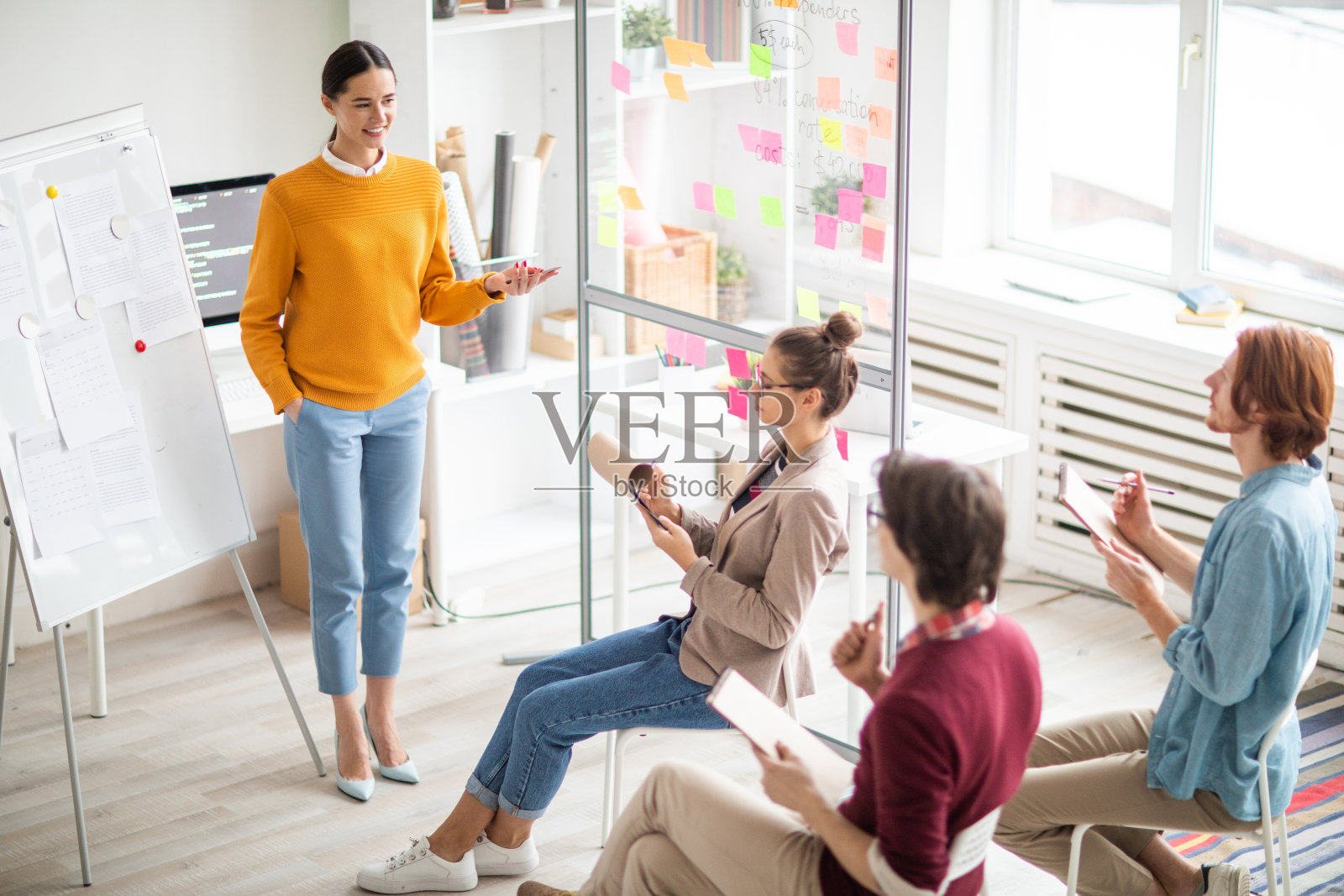 说到教练和学生照片摄影图片