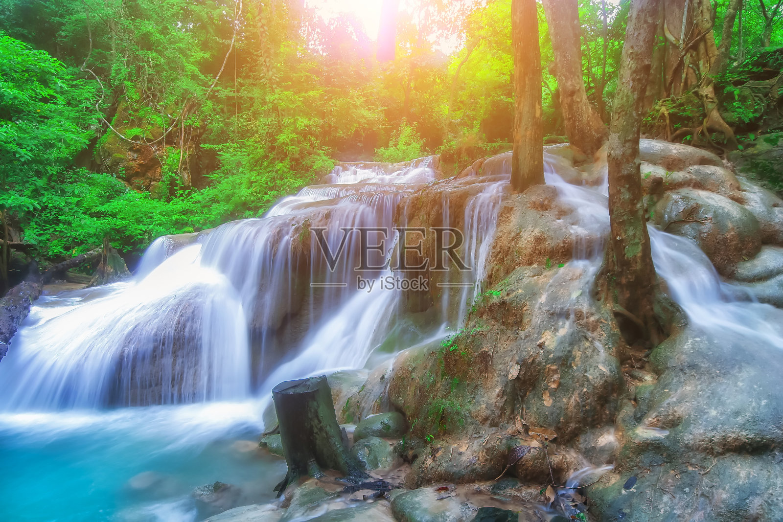 Erawan瀑布照片摄影图片