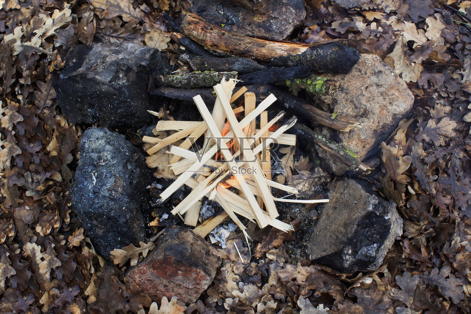 如何制作篝火照片摄影图片