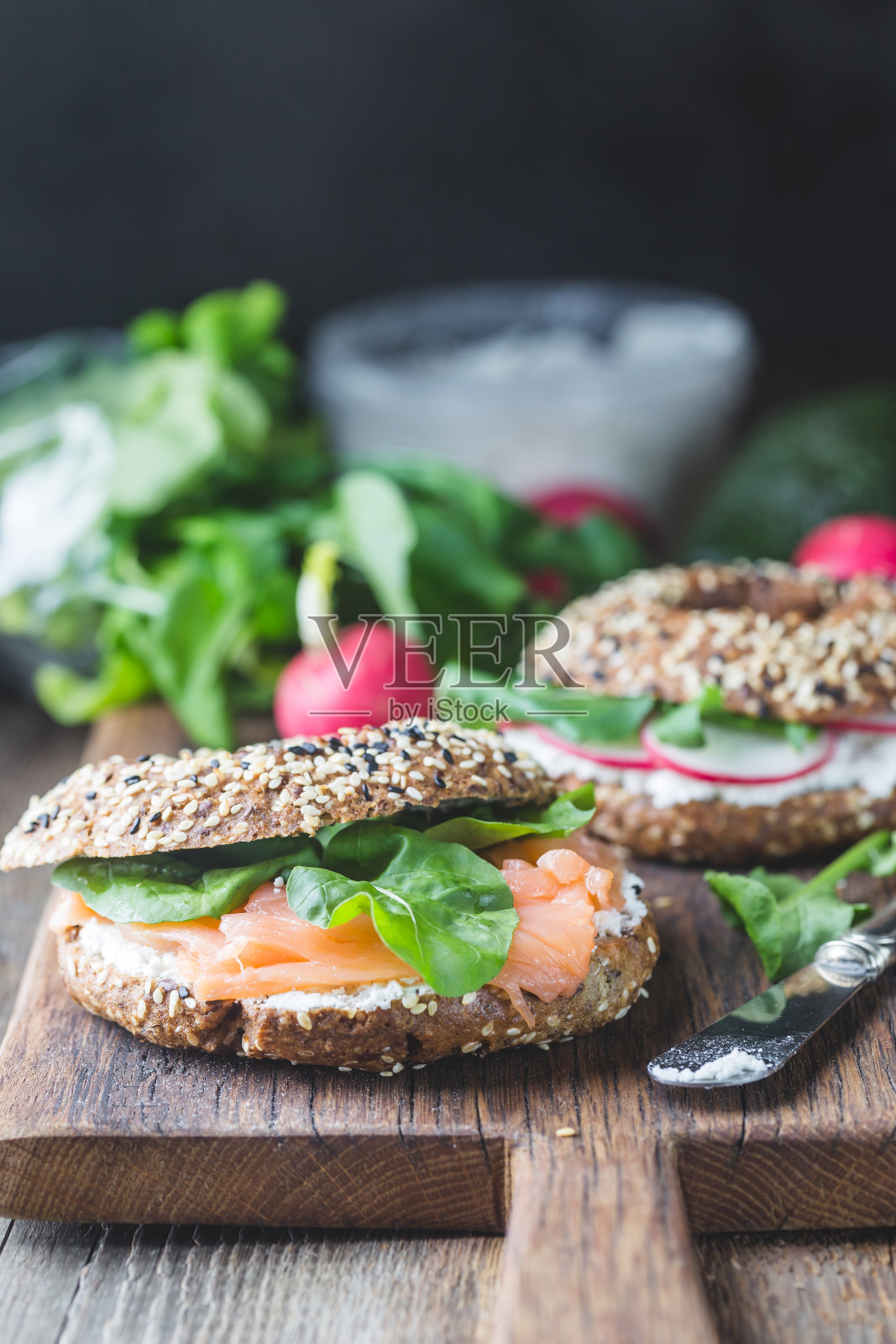 健康早餐配百吉饼照片摄影图片