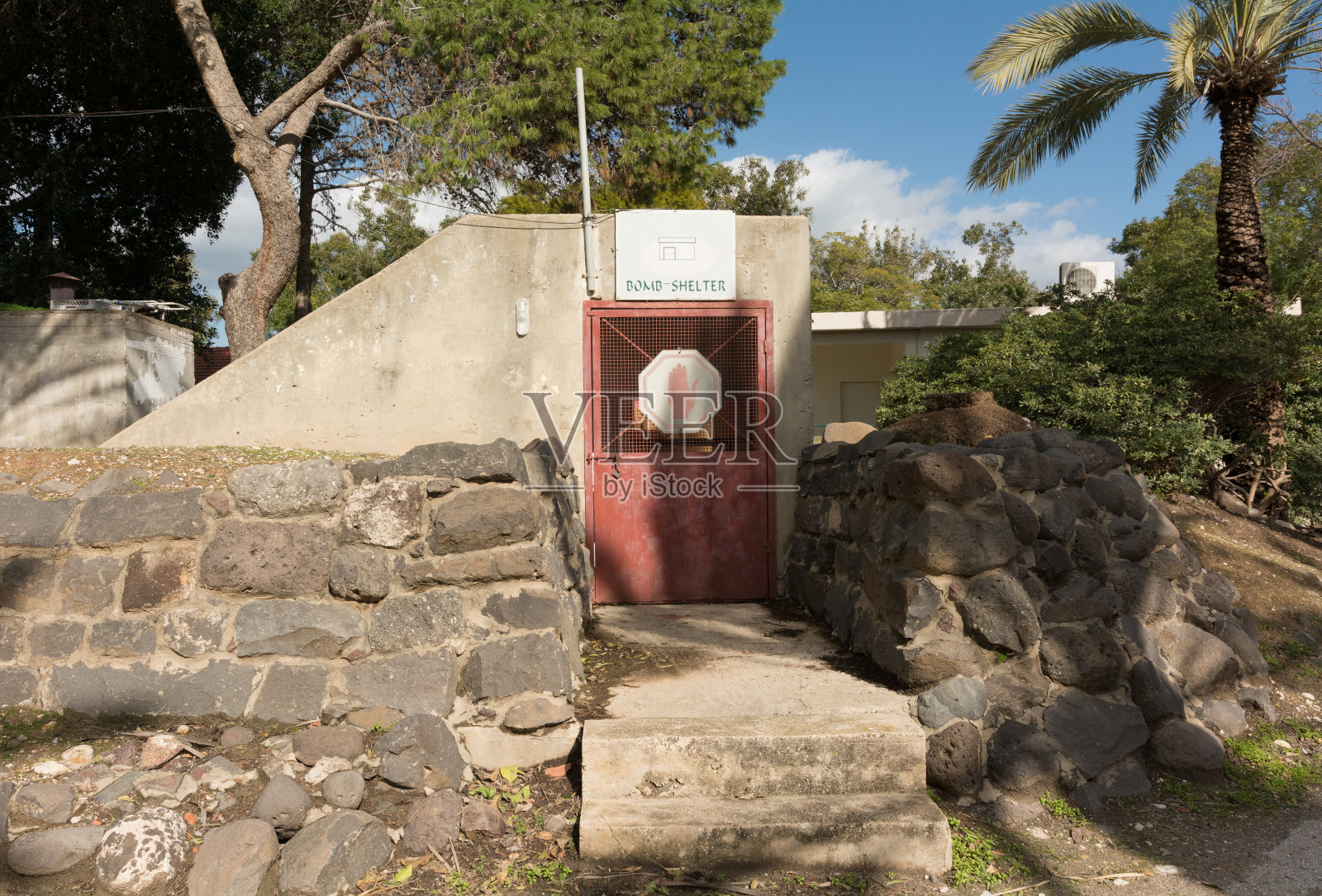 民用防空洞入口照片摄影图片