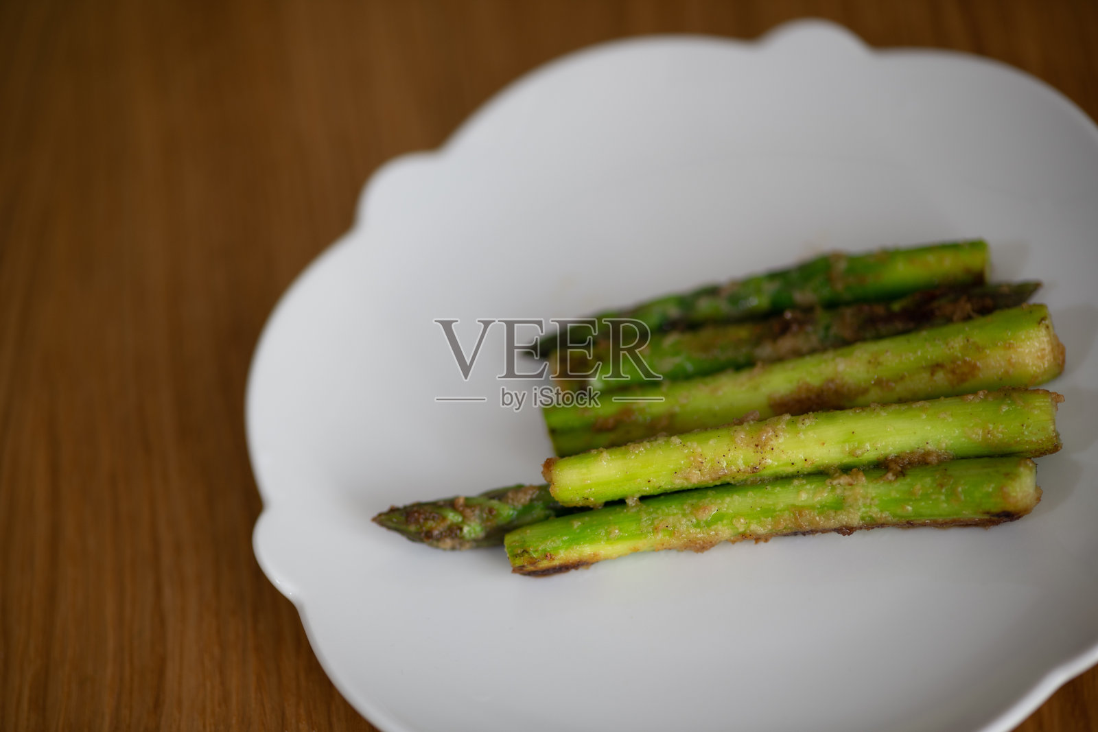 炒过的芦笋照片摄影图片