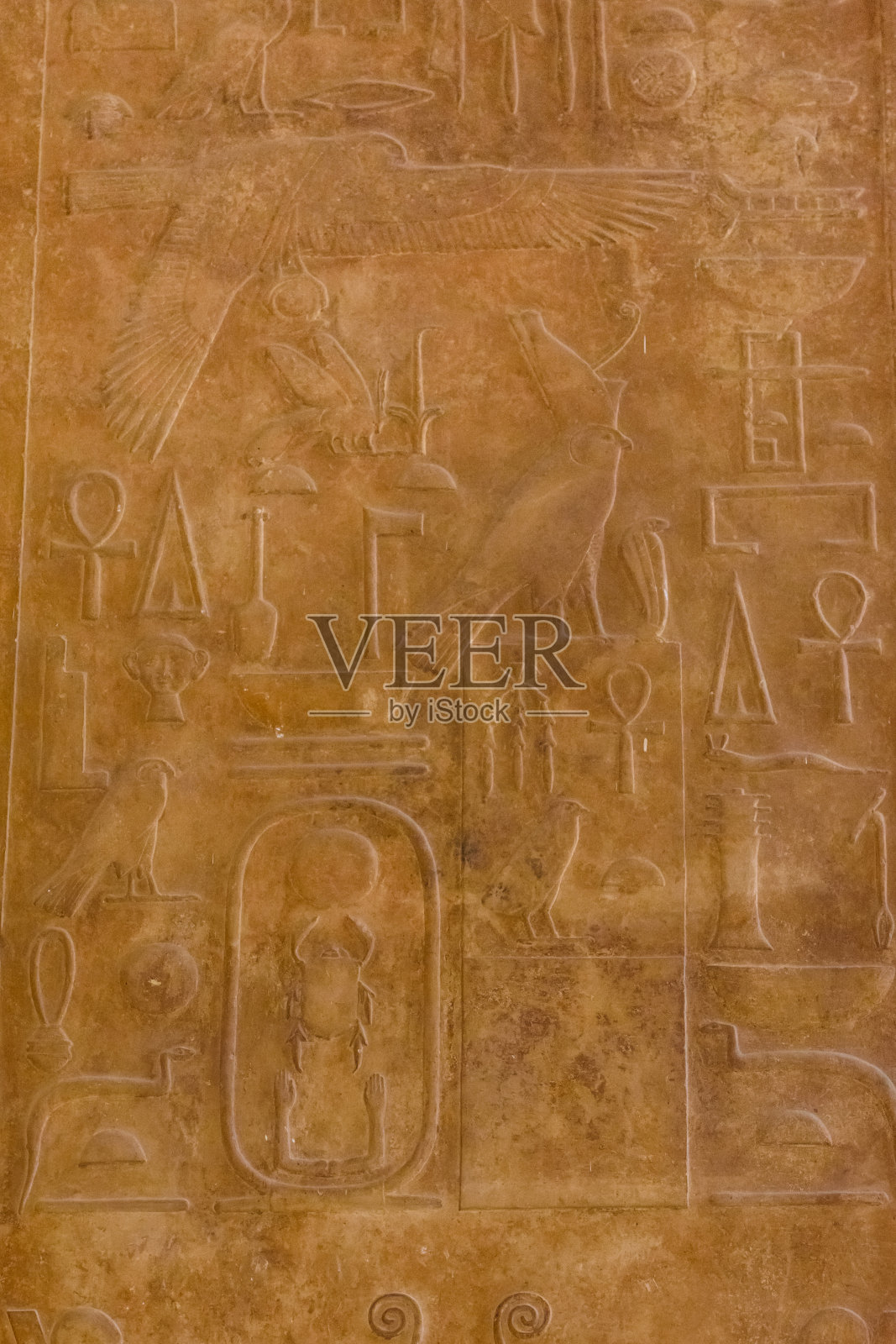 石墙上的埃及古代象形文字照片摄影图片