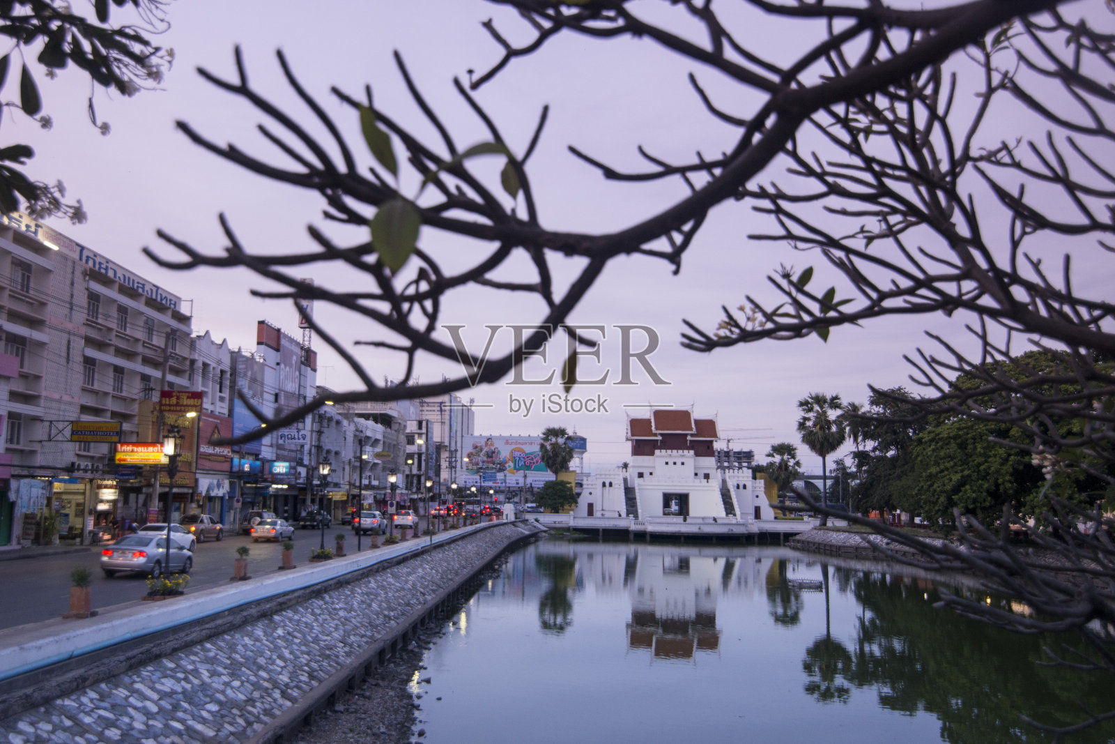 泰国 Isan Khorat Suranari Hall照片摄影图片