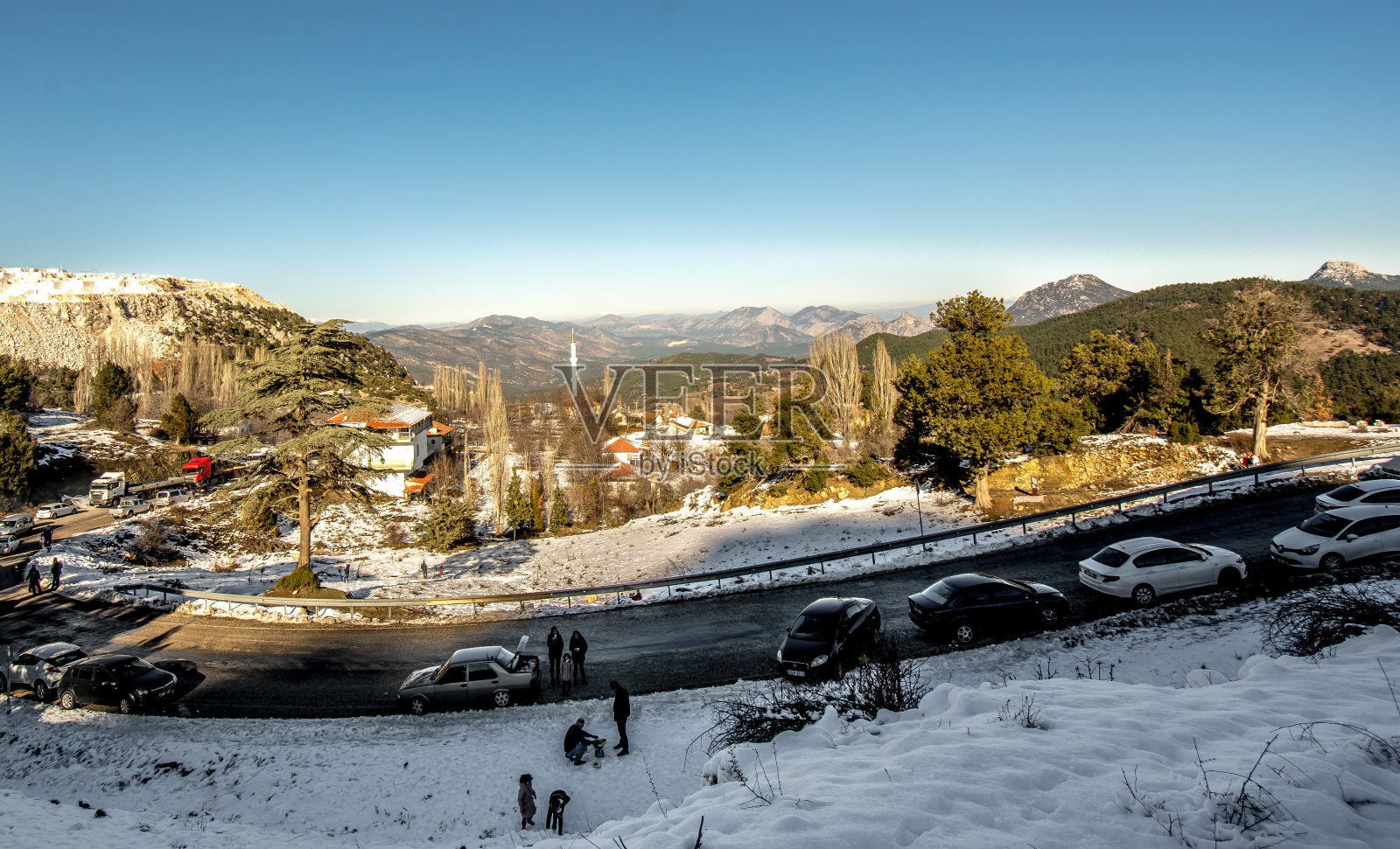 下雪的方式照片摄影图片