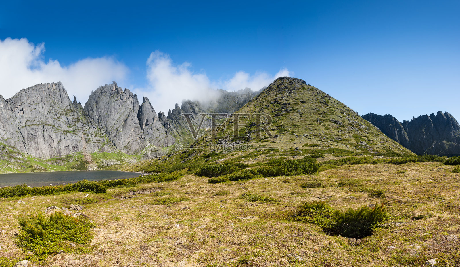 俄罗斯远东哈巴罗夫斯克边疆区杜谢阿林山脉风光照片摄影图片