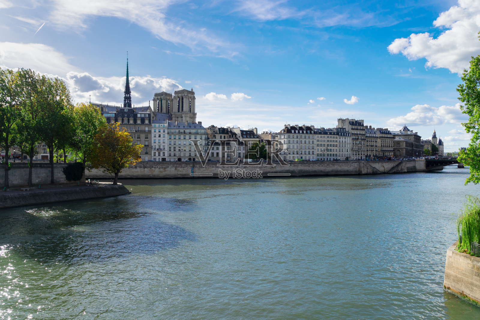 法国巴黎的Cite岛照片摄影图片