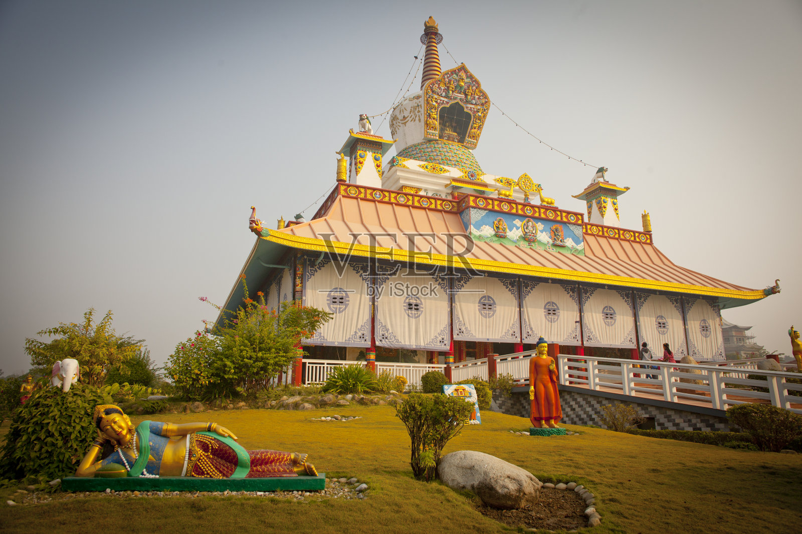 尼泊尔蓝毗尼的寺庙照片摄影图片