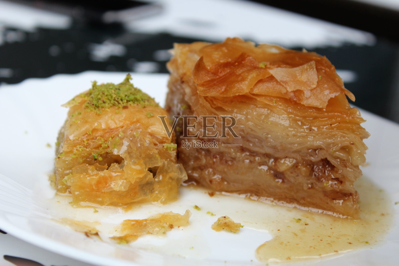 果仁蜜饼。照片摄影图片