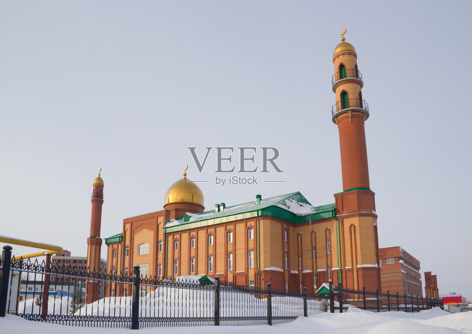 冬季景观与清真寺照片摄影图片