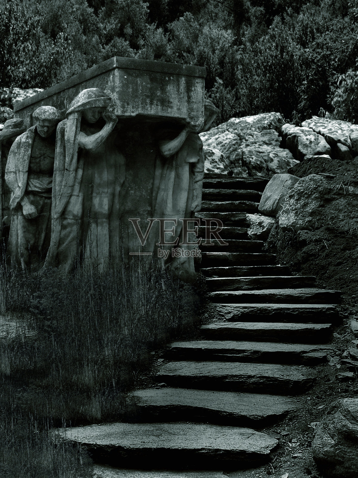 一个可怕的黑暗墓地3D插图与雕像持有一个盒子和石头楼梯的背景照片摄影图片
