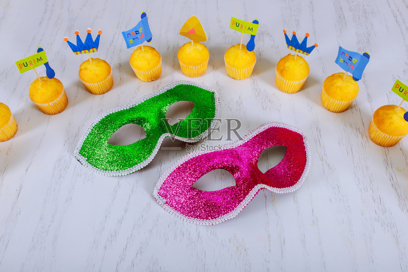 哈曼塔森狂欢节面具为庆祝犹太节日普林节。照片摄影图片