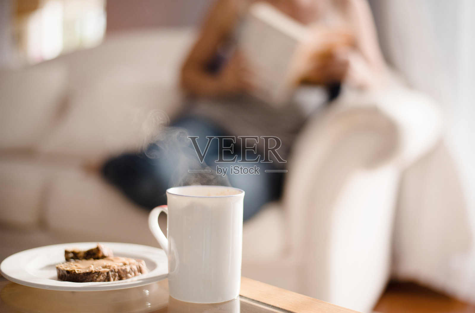 该吃早餐了照片摄影图片