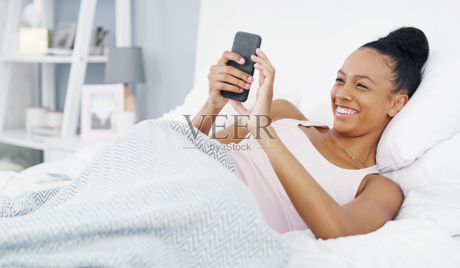 这是她一天的开始照片摄影图片