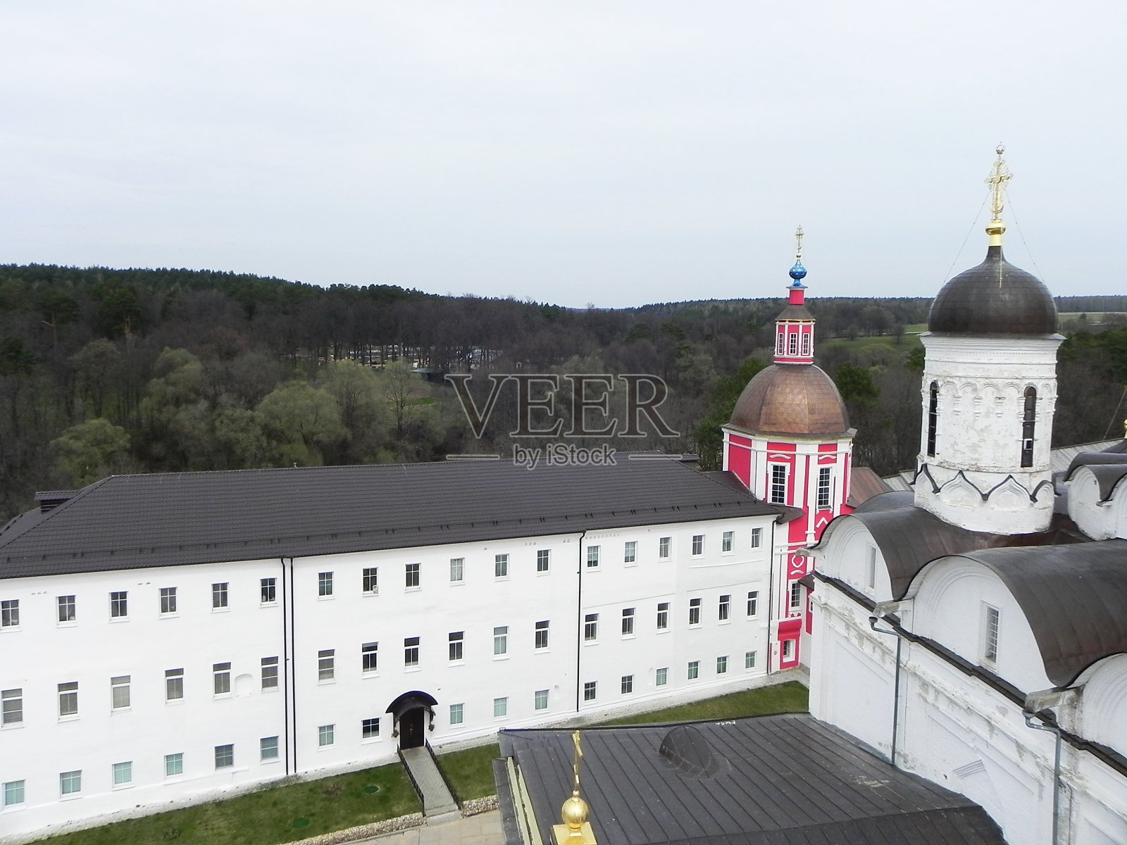 圣帕夫努特耶夫博罗夫斯基修道院。卡地区照片摄影图片