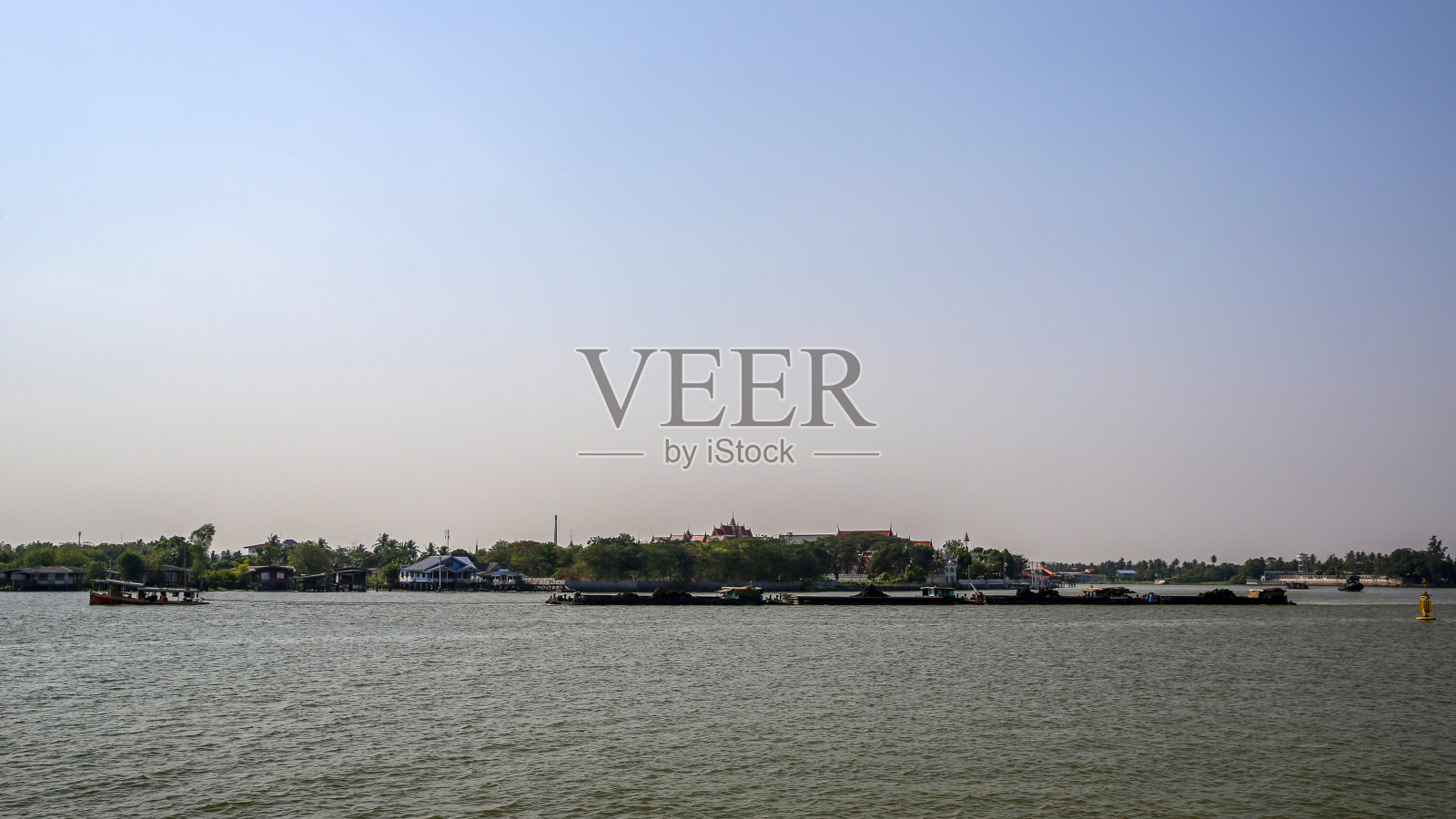 用于河道内的货物运输，用于沙、米、糖制品。照片摄影图片