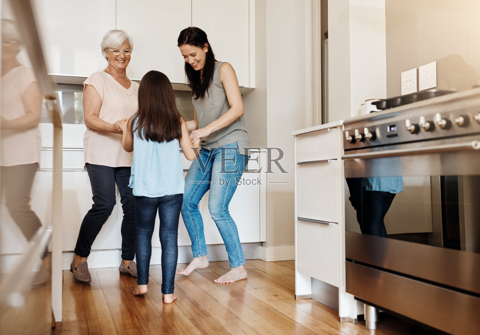 三代同乐照片摄影图片