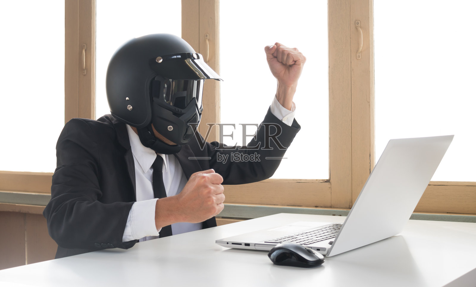 AI人工智能商人概念成功或赢照片摄影图片