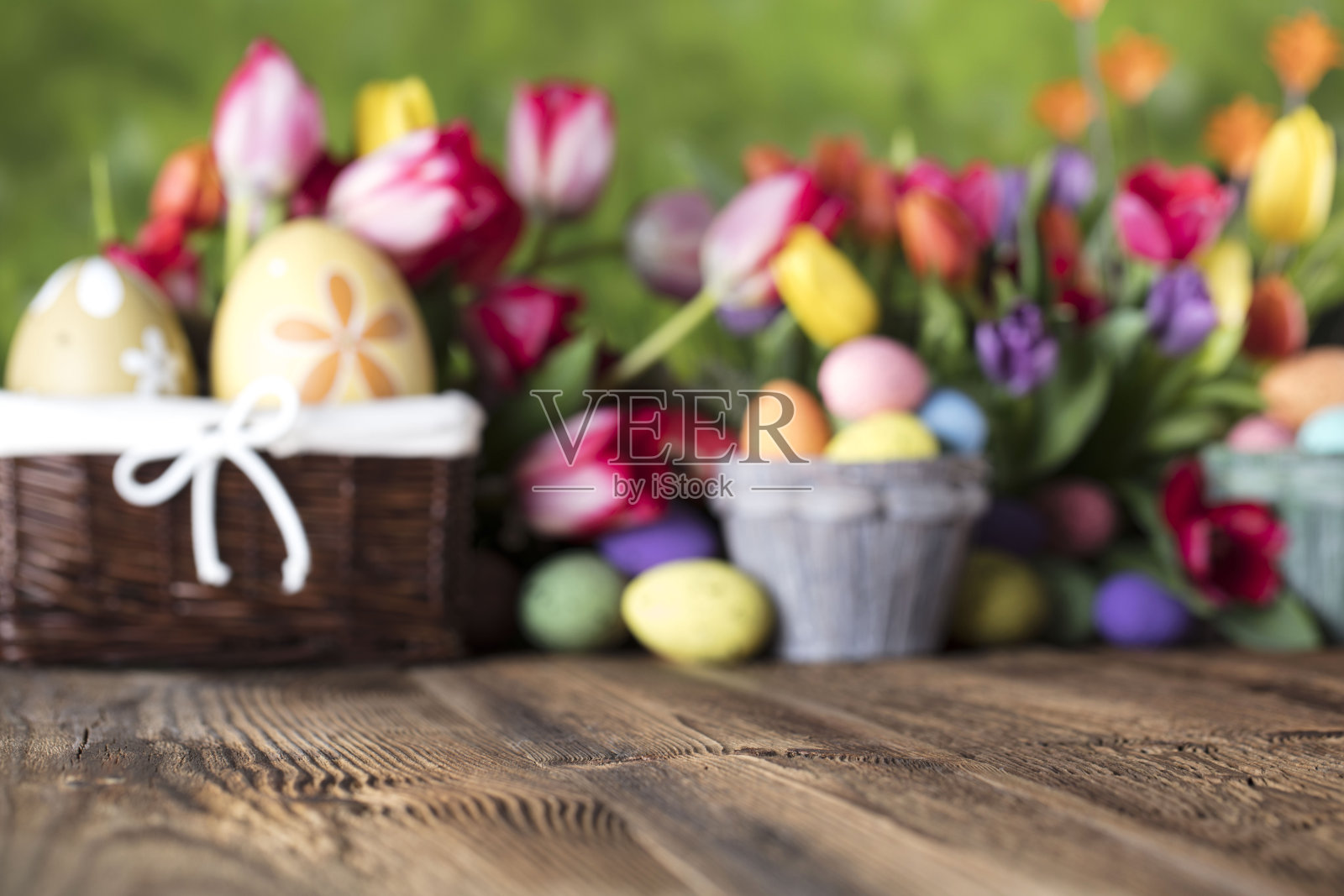 复活节装饰品。照片摄影图片