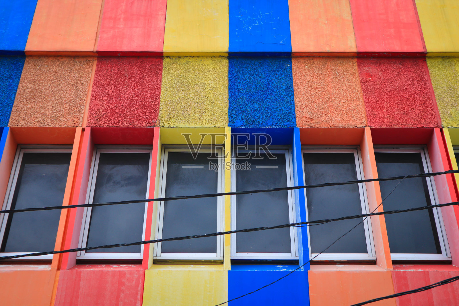 及墙窗口照片摄影图片