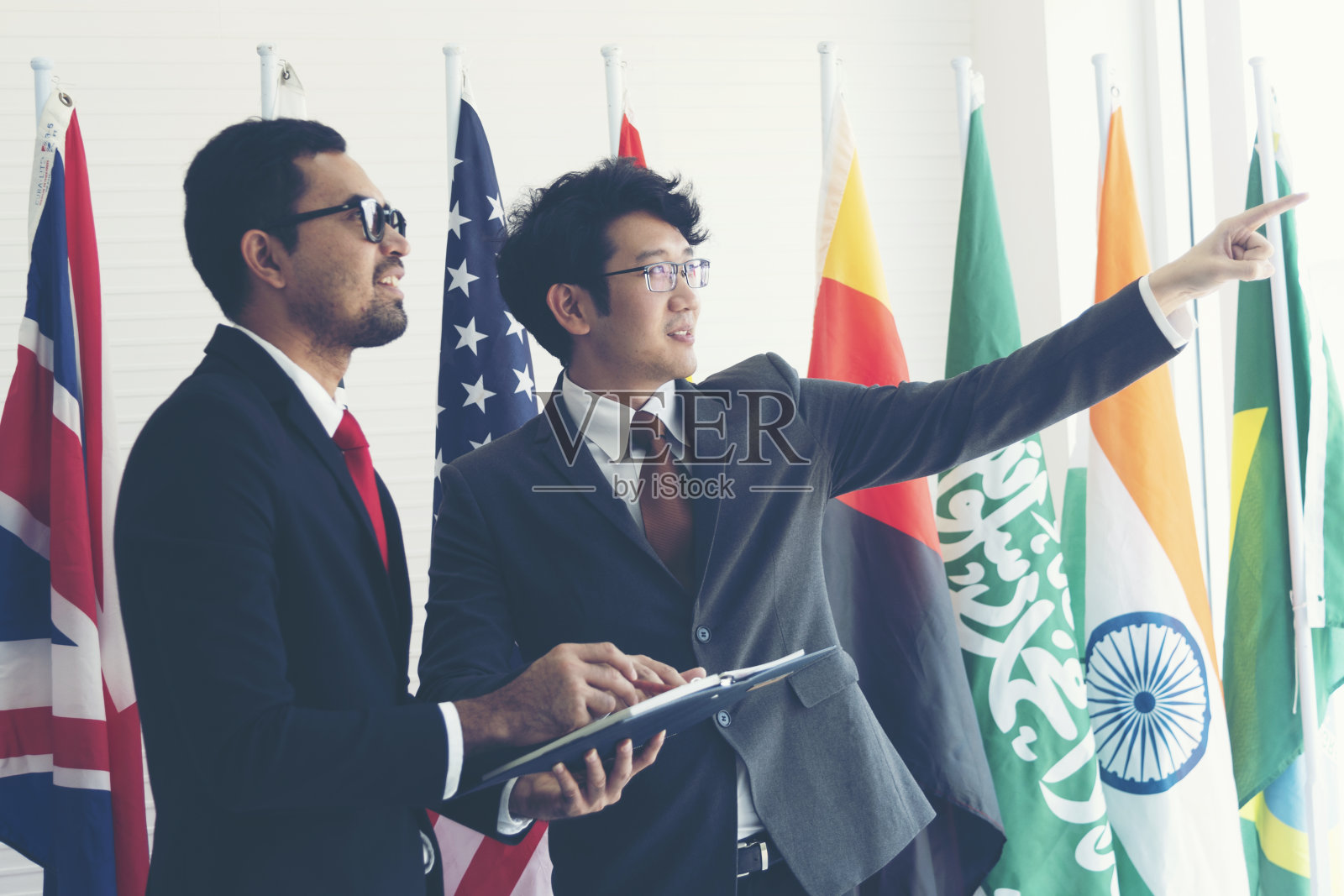 这幅图显示了国家之间的关系。外交关系和国际业务照片摄影图片