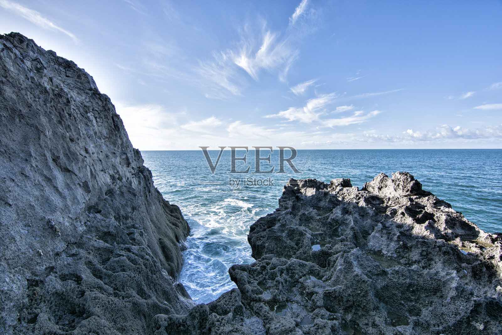 堆栈岩石和威尔士的绿桥照片摄影图片