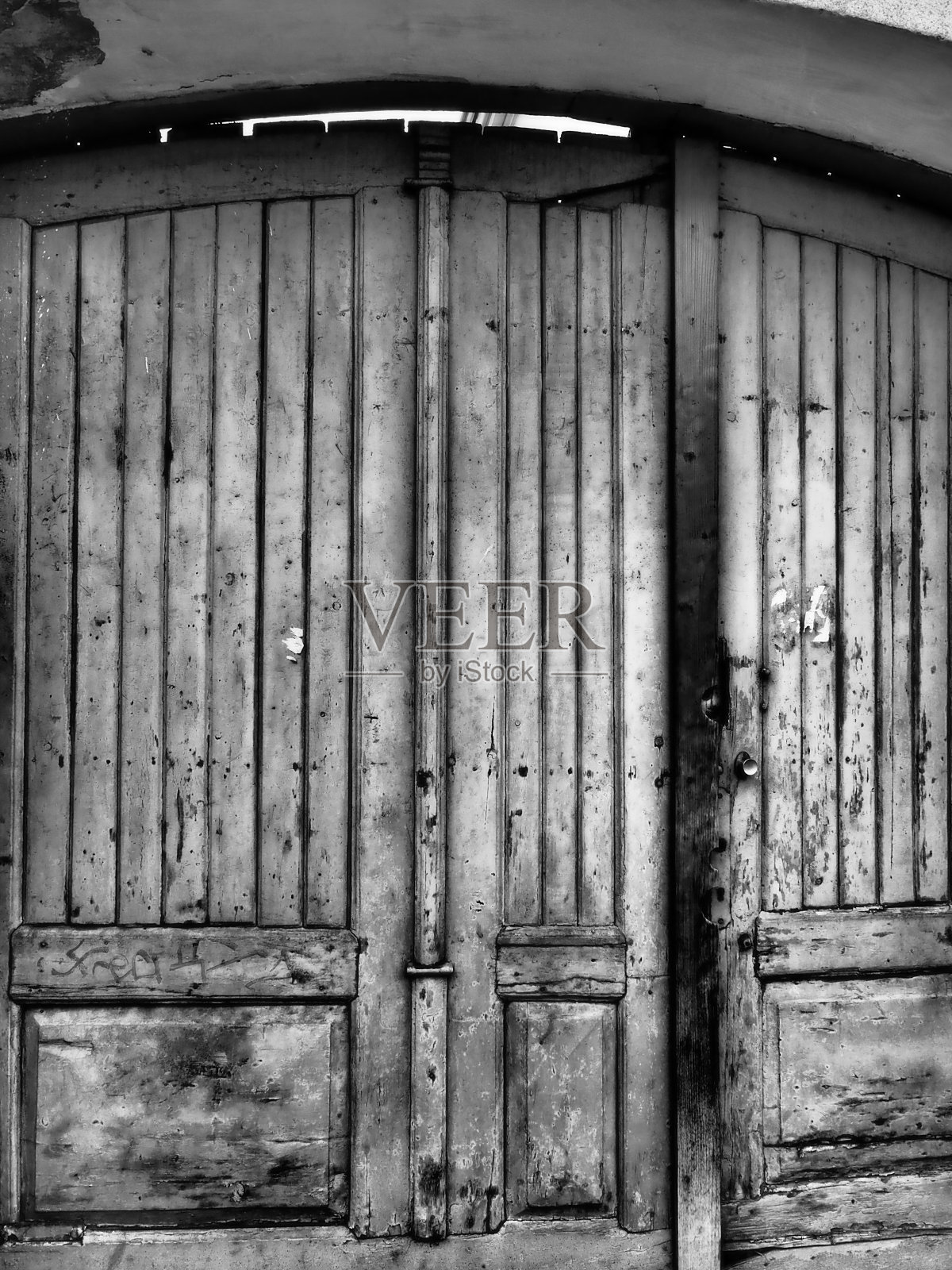 破旧的木门照片摄影图片