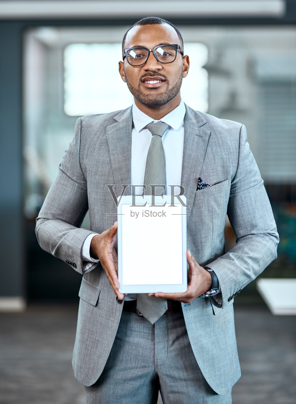 现在是把你的业务转移到网上的时候了照片摄影图片