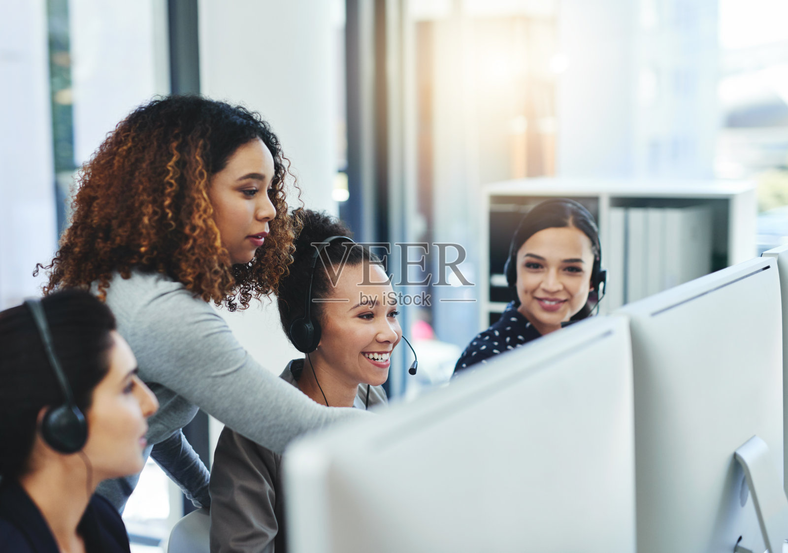 我们可能找到了完美的解决方案照片摄影图片