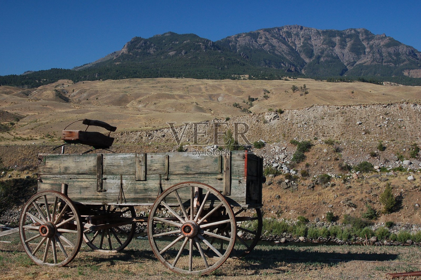 黄石国家公园的乡村马车照片摄影图片