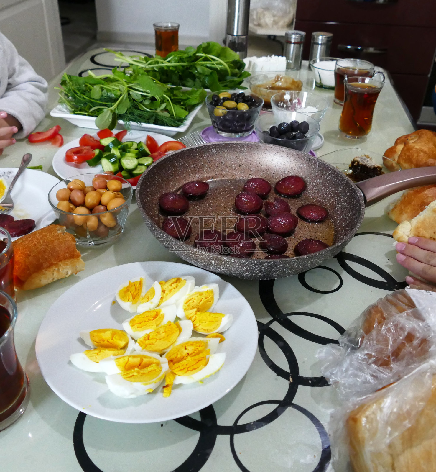 家庭早餐，土耳其家庭早餐照片摄影图片