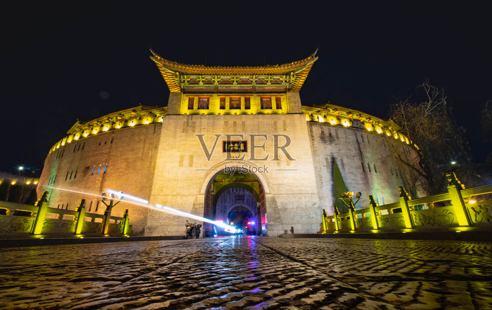 溧井门位于洛阳城的中心照片摄影图片