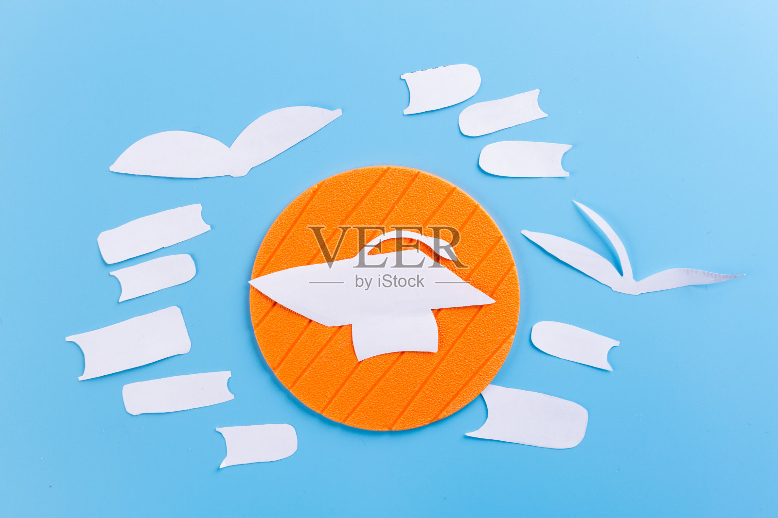 蓝色背景的一堆书照片摄影图片