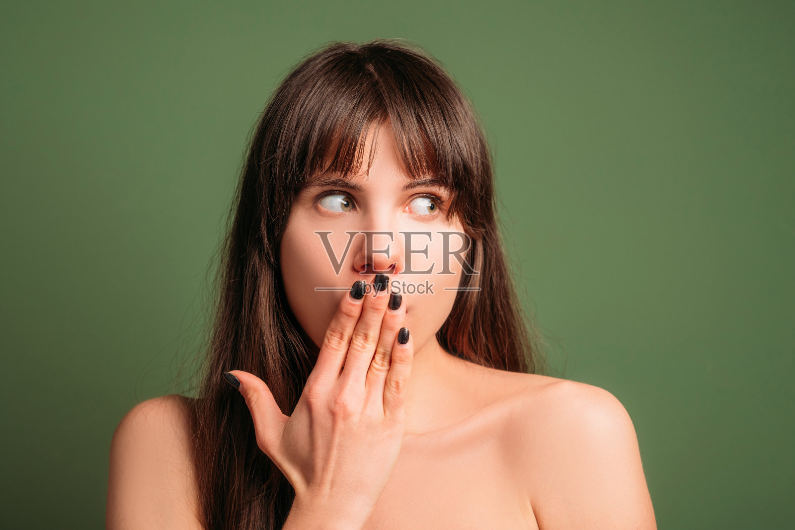 惊讶好奇惊恐的情绪女士肖像照片摄影图片