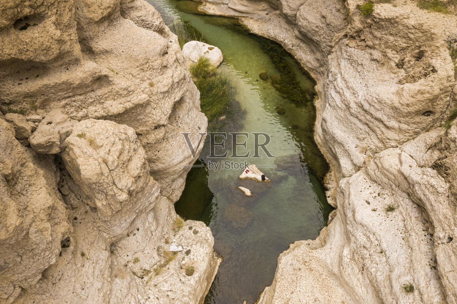 阿曼瓦迪沙布岩层航拍照片摄影图片