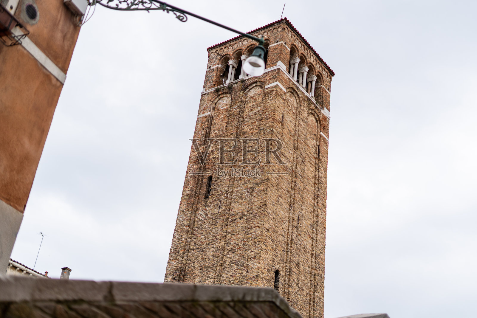 威尼斯，意大利，欧洲令人惊叹的建筑。走在意大利威尼斯的街道上。威尼斯令人惊叹的建筑照片摄影图片